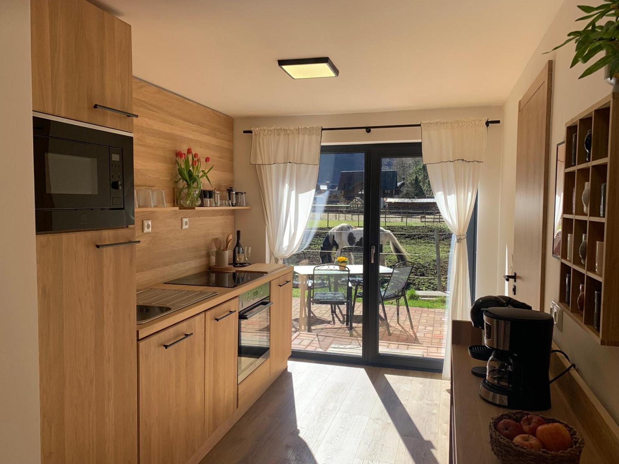 Iris Apartments 上特劳恩 外观 照片